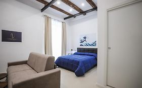 Napolidays Rua Catalana Apartment